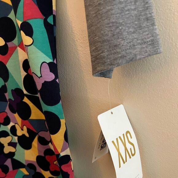 Disney Minnie Mouse LuLaRoe Women’s XXS Randy style top NWT - Picture 8 of 8